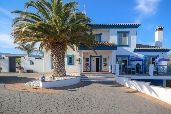 Qlistings House - Villa in Monda, Costa del Sol image 2